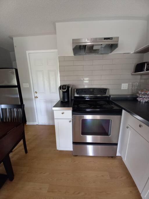 Adorable Private Suite In Ajax, Unique 2 Story Exterior photo